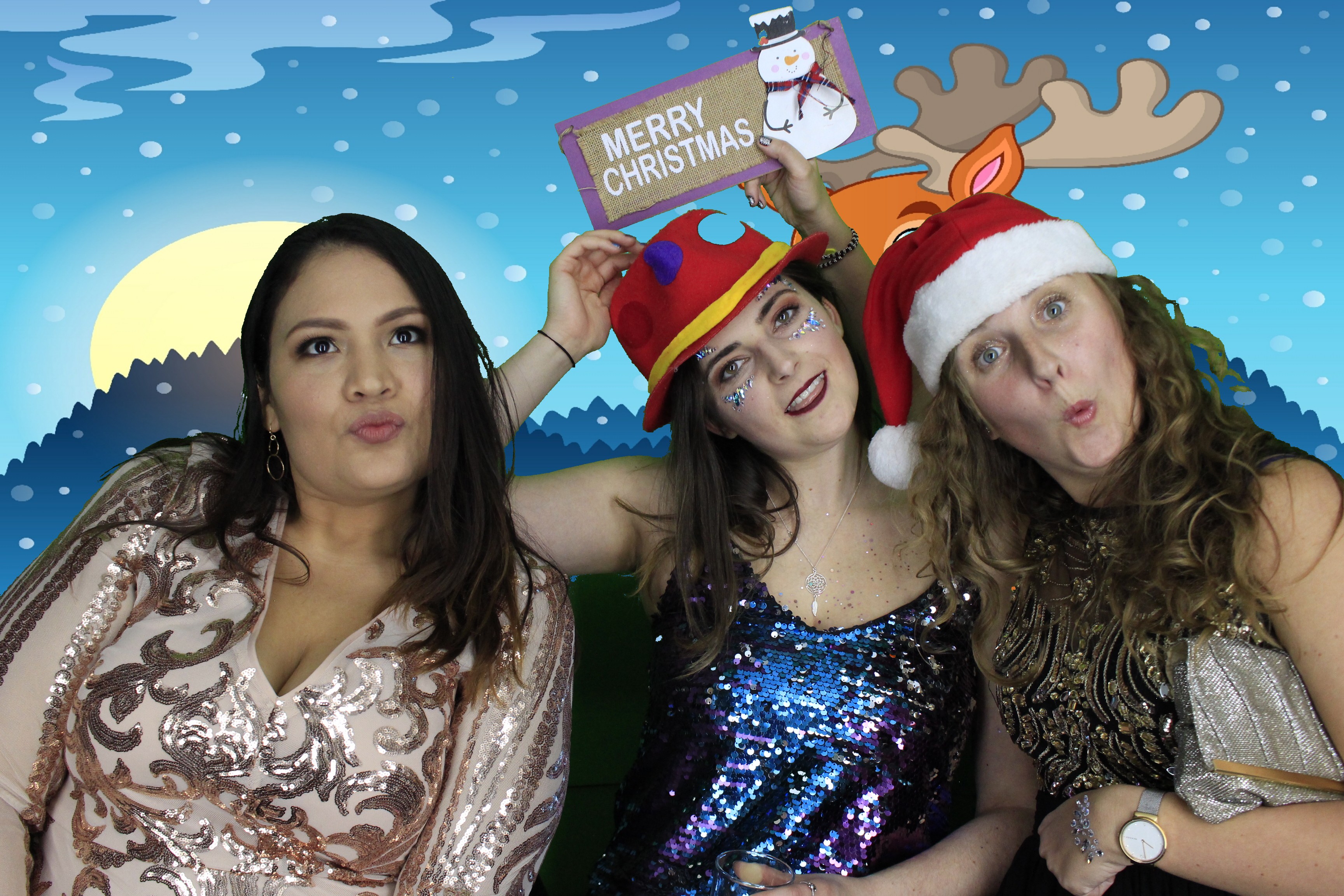 Planet Cruise Christmas Party | View more photos from the event at gallery.myphotoboothexperience.co.uk/u/MyPhotoBoothExperienceLtd/Planet-Cruise-Christmas-Party